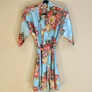 Light Aqua Blue Floral Satin Kimono Robe Cover Up with Waist Tie M
